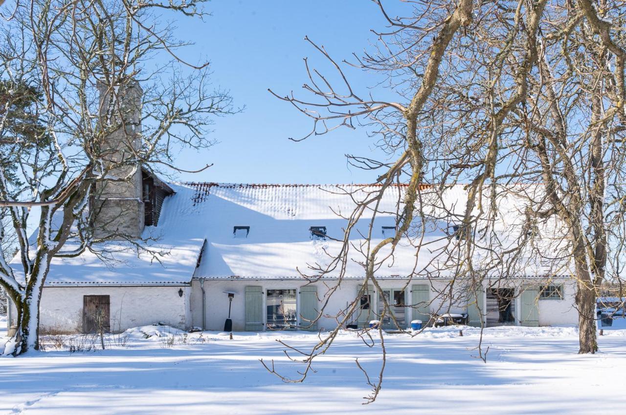 Dagen Haus Guesthouse Orjaku Экстерьер фото