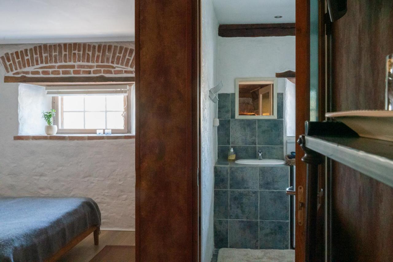 Dagen Haus Guesthouse Orjaku Экстерьер фото