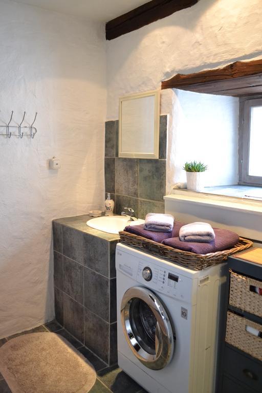 Dagen Haus Guesthouse Orjaku Экстерьер фото